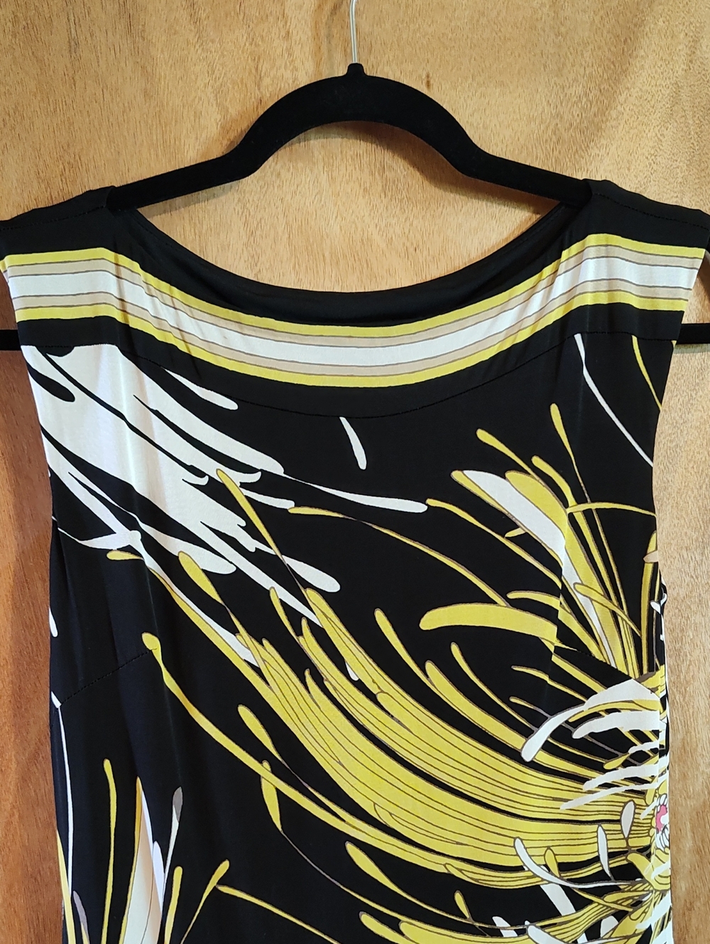 Trina Turk Felana Jersey Sheath Dress Spider Mum Black Chartreuse Bateau Neck 4 - Picture 3 of 12